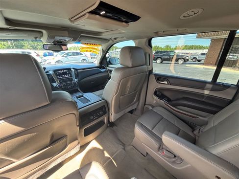 Used 2016 Chevrolet Suburban LTZ AWD/4WD image 18
