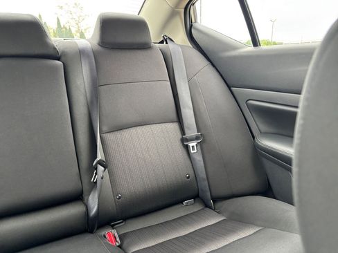 Used 2025 Nissan Altima 2.5 SV FWD image 36