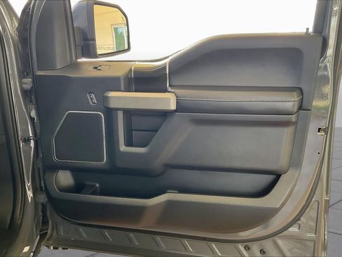 Used 2018 Ford F150 Raptor w/ Equipment Group 802A Luxury AWD/4WD image 21