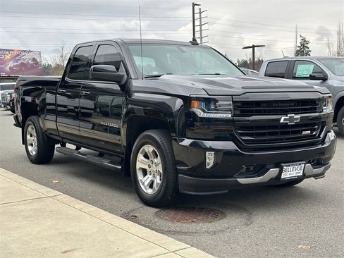 Used 2018 Chevrolet Silverado 1500 LT w/ All Star Edition image 7
