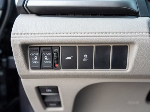 Used 2026 Honda Odyssey EX-L image 19