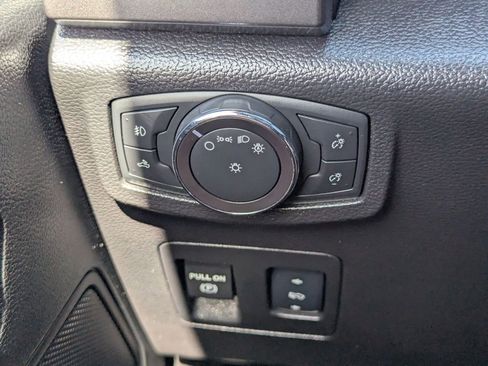 Used 2018 Ford F150 XLT w/ Equipment Group 302A Luxury image 31