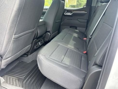 New 2025 GMC Sierra 1500 SLE w/ Snow Plow Prep Package image 5