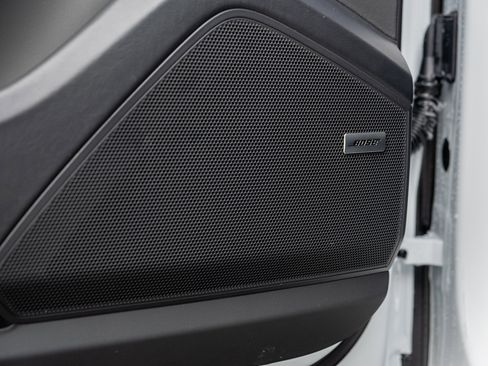 New 2026 Porsche Cayenne image 16