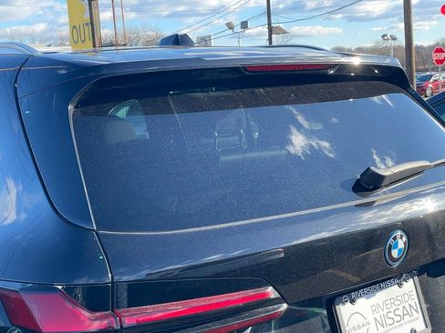 Used 2024 BMW X5 xDrive50e image 27