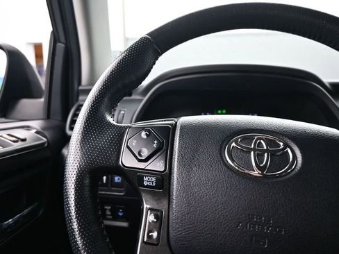 Used 2024 Toyota 4Runner TRD Off-Road Premium image 15