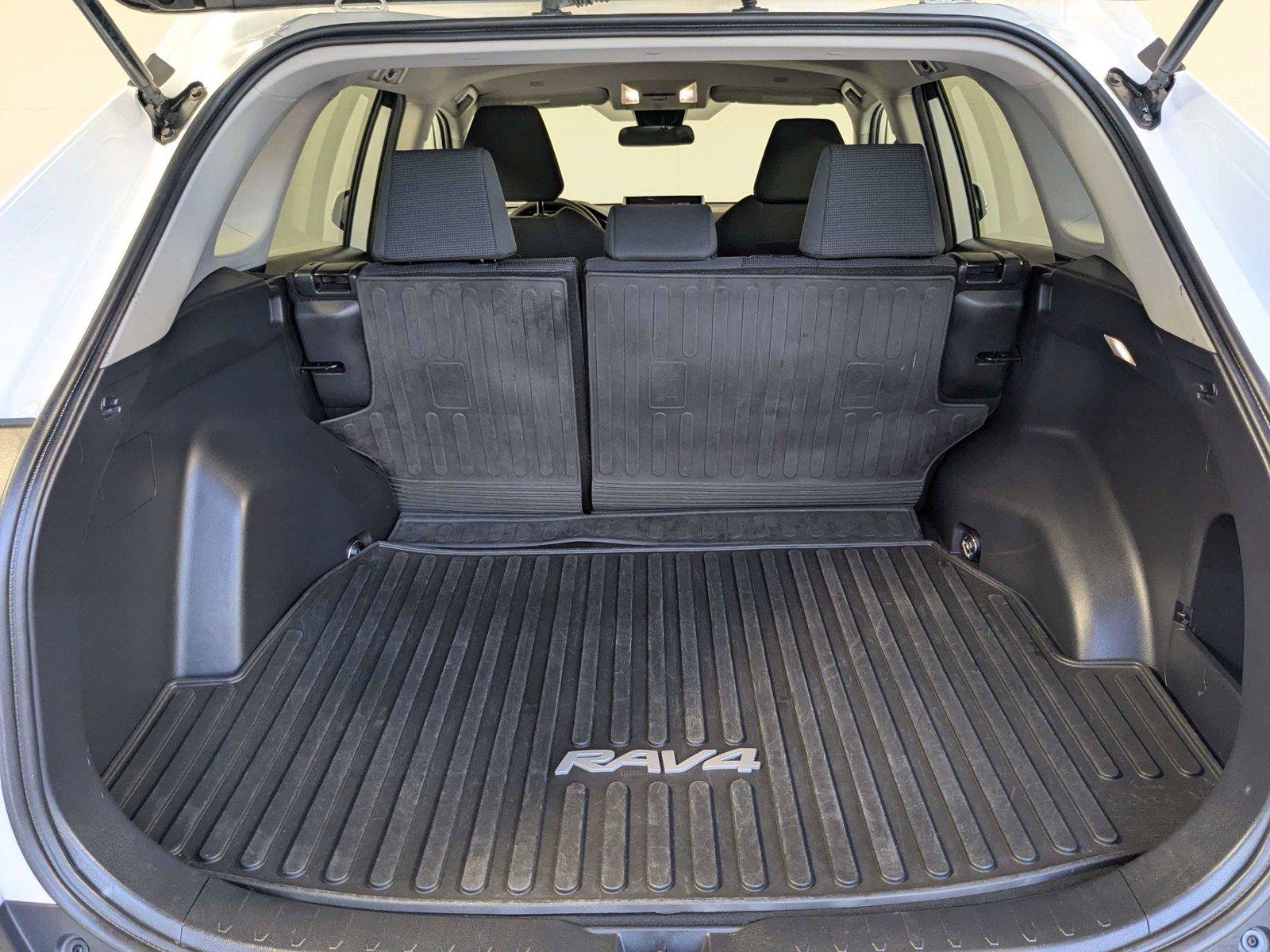 Certified 2024 Toyota RAV4 LE FWD image 8