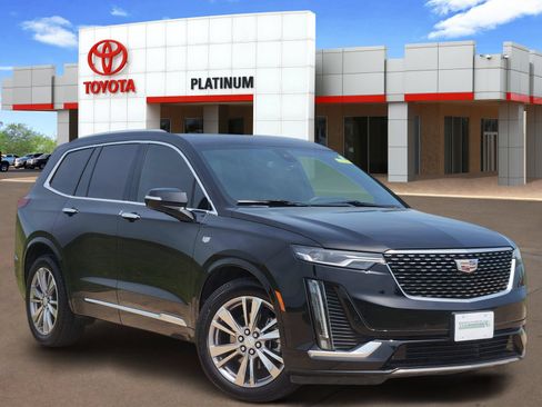 Used 2023 Cadillac XT6 Premium Luxury FWD image 1