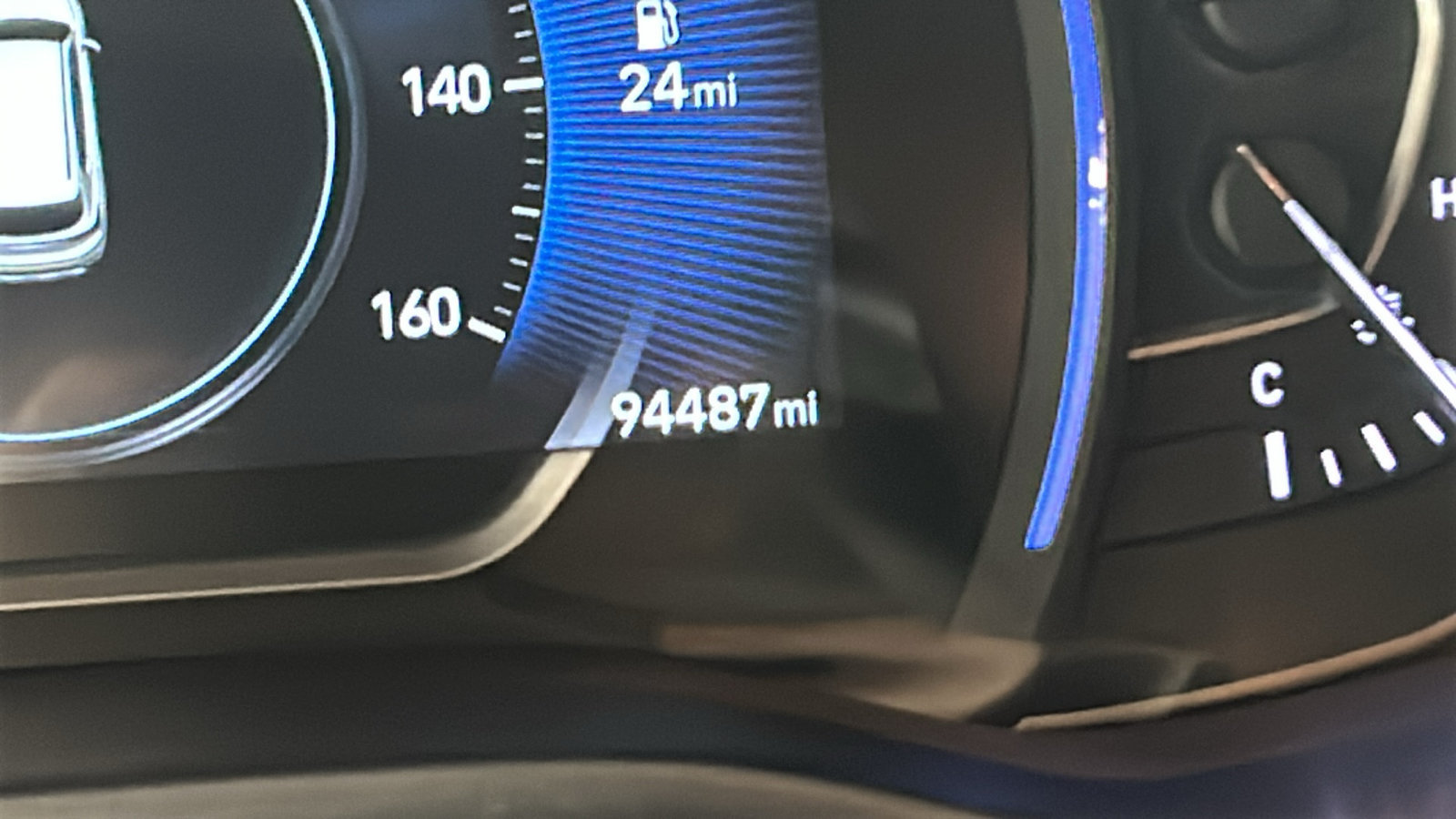Used 2019 Hyundai Santa Fe SEL FWD image 23