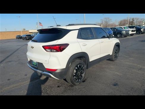 Certified 2023 Chevrolet TrailBlazer LT w/ Convenience Package image 8