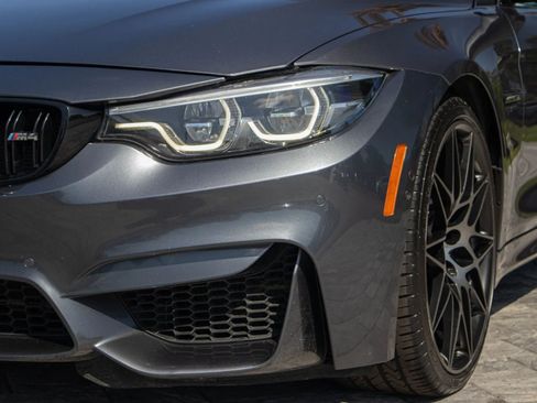 Used 2018 BMW M4 Convertible w/ Competition Package RWD image 13