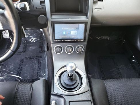 Used 2003 Nissan 350Z Touring RWD image 11
