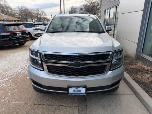 Used 2018 Chevrolet Tahoe LT image 3