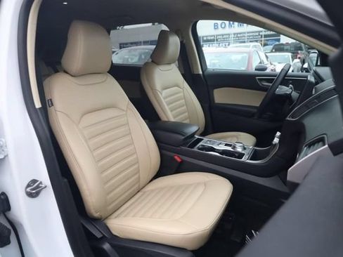Certified 2024 Ford Edge SEL AWD/4WD image 21