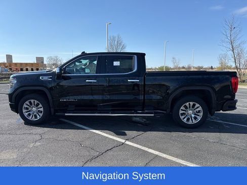 Used 2024 GMC Sierra 1500 Denali image 2