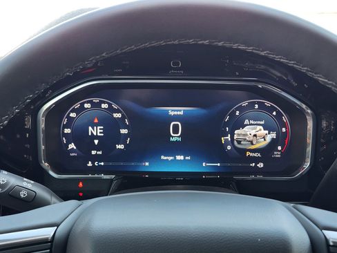 New 2026 Chevrolet Silverado 2500 ZR2 image 17