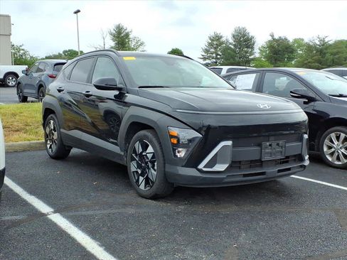 Used 2024 Hyundai Kona SEL FWD image 9