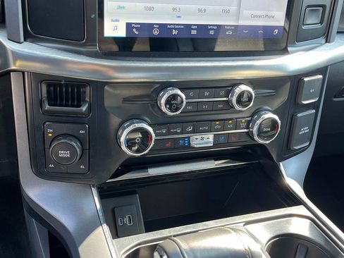 Used 2023 Ford F150 Lariat image 31