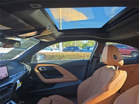 Used 2025 BMW M240i Coupe image 23