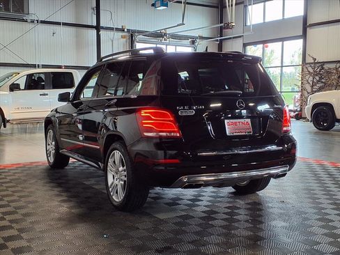 Used 2013 Mercedes-Benz GLK 350 4MATIC image 4