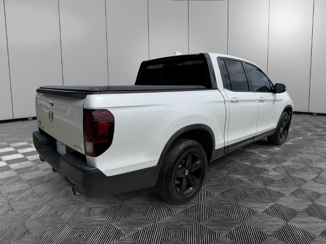 Used 2023 Honda Ridgeline Black Edition image 4