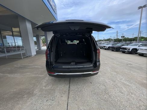 Certified 2025 Chevrolet Tahoe LS RWD image 25