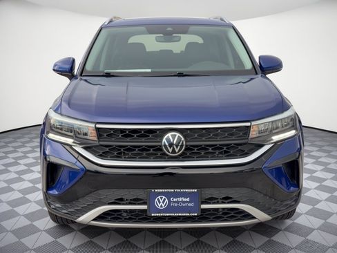 Certified 2023 Volkswagen Taos SE w/ Panoramic Sunroof Package FWD image 6