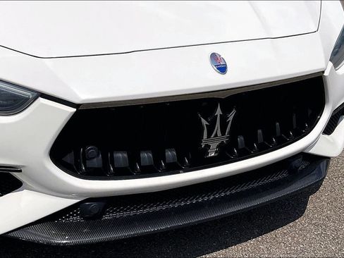 Used 2021 Maserati Ghibli Trofeo RWD image 28
