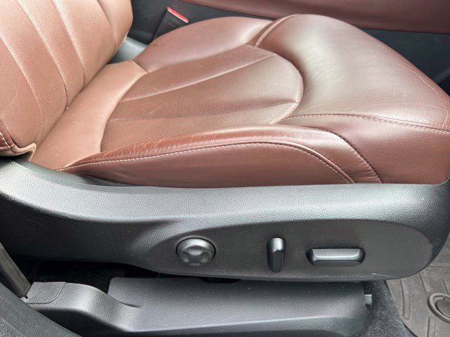 Used 2017 Buick Envision Premium AWD/4WD image 12