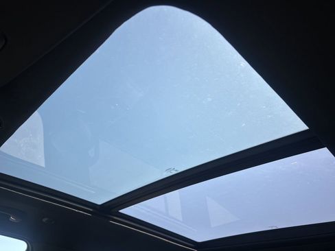 New 2026 Jeep Grand Wagoneer L Summit w/ 8-Passenger Seating Package AWD/4WD image 32