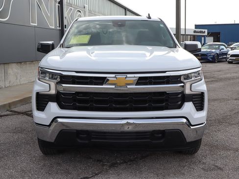 Used 2023 Chevrolet Silverado 1500 LT w/ Protection Package image 2
