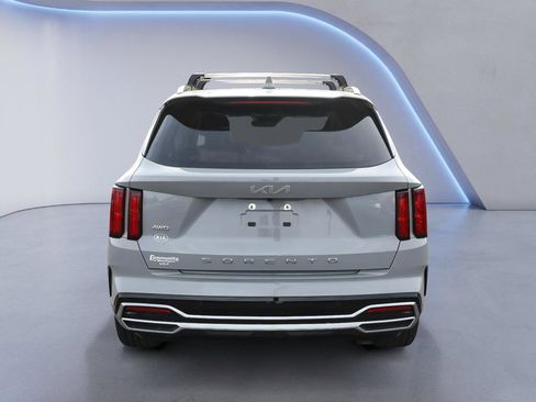 Used 2022 Kia Sorento SX image 5