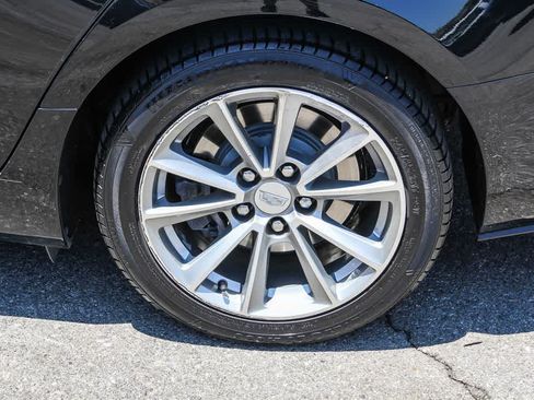 Used 2019 Cadillac CTS Luxury RWD image 10