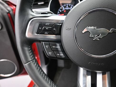 Used 2018 Ford Mustang GT Premium RWD image 3