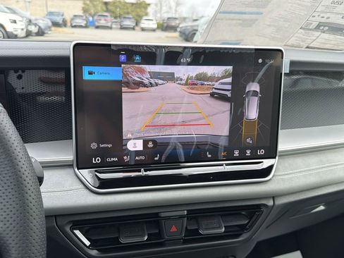 New 2026 Volkswagen Tiguan SE R-Line FWD image 30