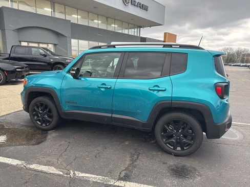 Certified 2022 Jeep Renegade Altitude image 5