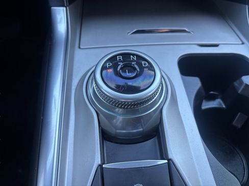 Used 2023 Ford Explorer Platinum w/ Technology Package image 29