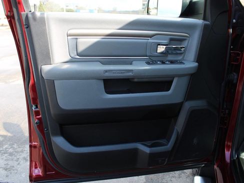 Used 2018 RAM 2500 Big Horn image 25