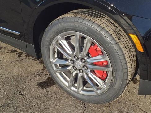 New 2025 Cadillac XT5 Sportv image 14