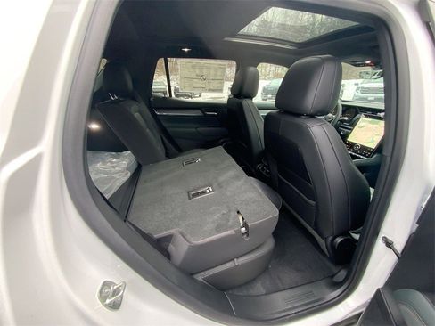 New 2026 GMC Terrain AT4 w/ Technology Package II image 31