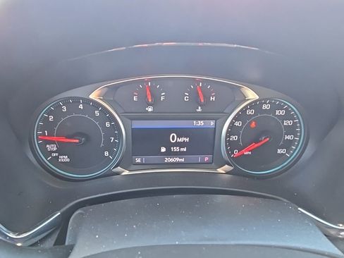 Used 2023 Chevrolet Equinox Premier image 24