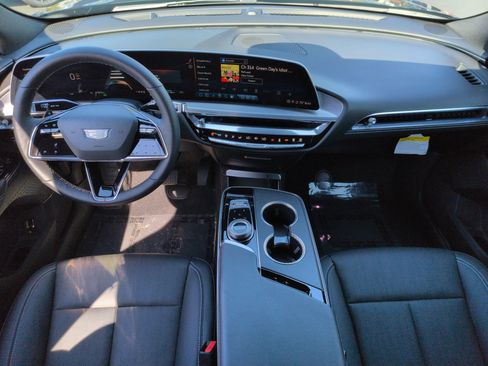 Used 2024 Cadillac Lyriq Sport RWD image 28