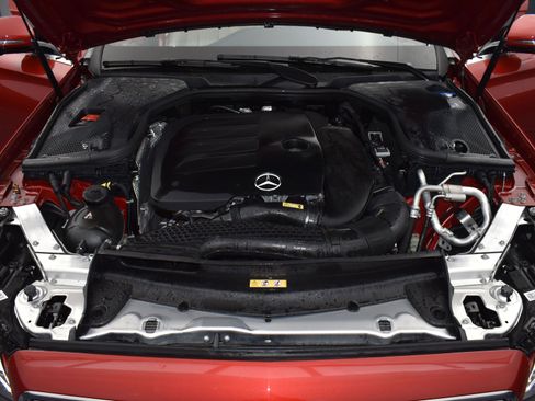 Used 2020 Mercedes-Benz E 350 Sedan image 24