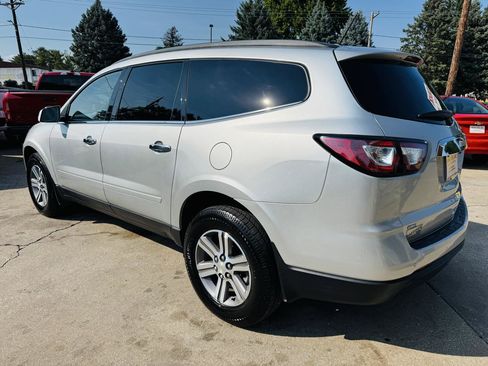 Used 2015 Chevrolet Traverse LT AWD/4WD image 5