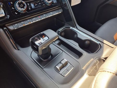 New 2026 GMC Sierra 1500 AT4 w/ AT4 Premium Package image 13