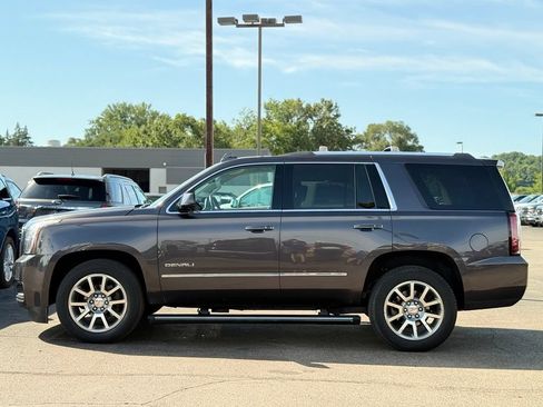 Used 2017 GMC Yukon Denali AWD/4WD image 38
