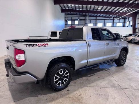 Used 2019 Toyota Tundra Limited w/ Limited Premium Package AWD/4WD image 3