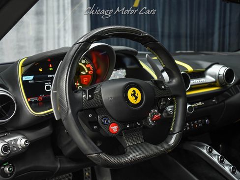 Used 2019 Ferrari 812 Superfast image 9