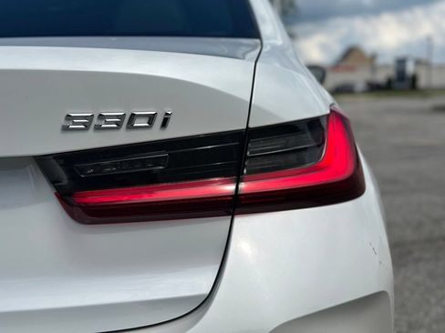 New 2026 BMW 330i xDrive Sedan w/ Premium Package AWD/4WD image 12