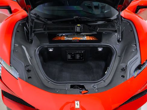 Used 2022 Ferrari SF90 Stradale AWD/4WD image 45